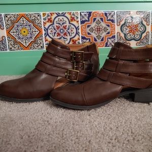 Qupid booties size 6.5